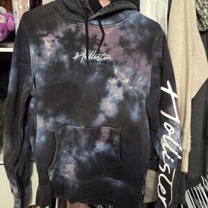 Hollister Men's Hoodie - Black and Purple Tie-Dye